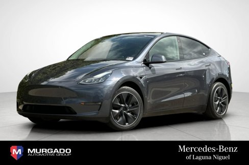 Used 2022 Tesla Model Y Long Range image 1