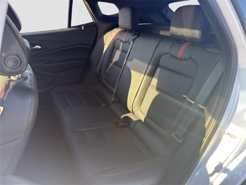 Used 2024 Chevrolet Trax RS w/ Sunroof Package image 13