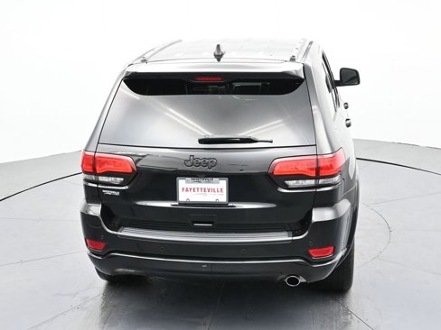 Used 2021 Jeep Grand Cherokee Laredo X image 27
