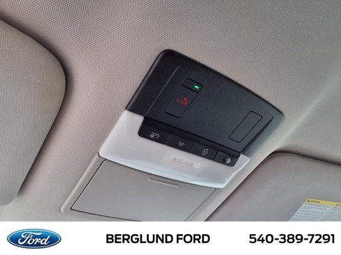 Used 2022 Nissan Pathfinder SV image 31