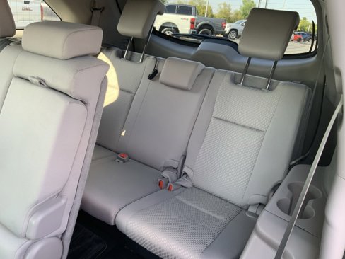 Used 2014 Toyota Highlander LE image 49