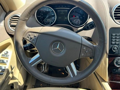 Used 2007 Mercedes-Benz GL 320 CDI 4MATIC image 6