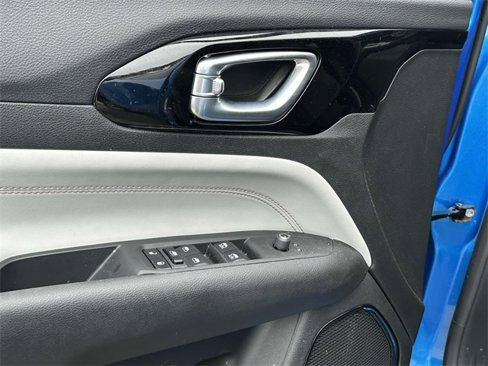 Used 2024 Jeep Compass Limited w/ Sun and Sound Group image 13
