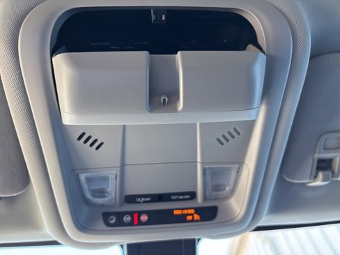Certified 2023 Chevrolet Equinox LT image 32