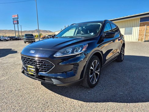 Used 2021 Ford Escape SE w/ SE Sport Appearance Package image 11