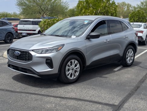 Used 2023 Ford Escape Active image 5