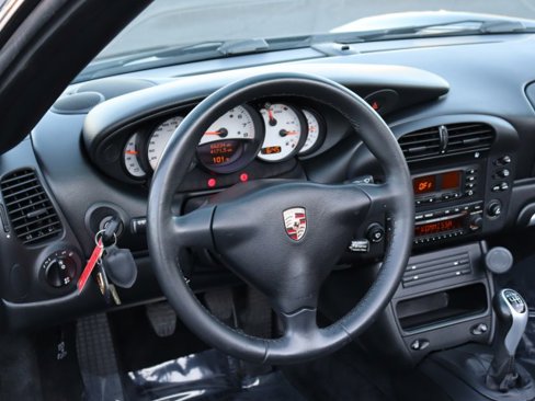 Used 2004 Porsche 911 Carrera image 24