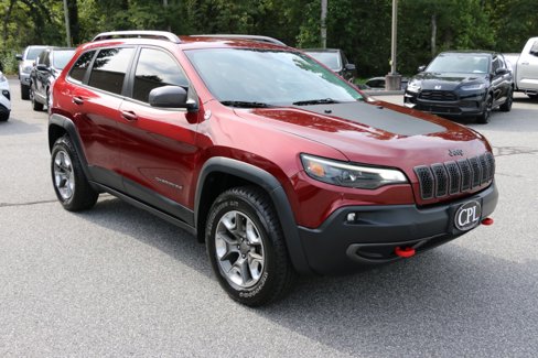 Used 2019 Jeep Cherokee Trailhawk image 10