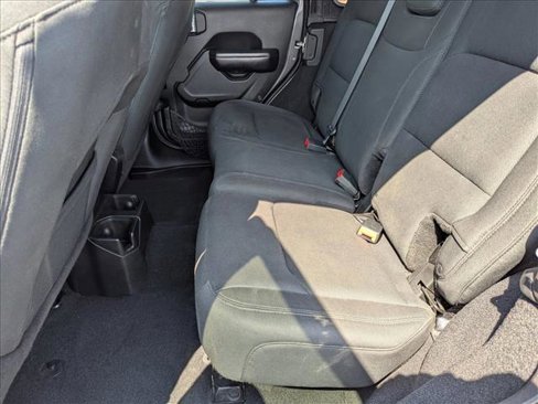 Used 2018 Jeep Wrangler Unlimited Sport S image 19