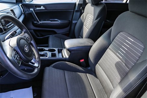 Used 2018 Kia Sportage LX image 16