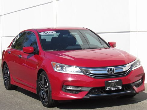 Used 2016 Honda Accord Sport image 2
