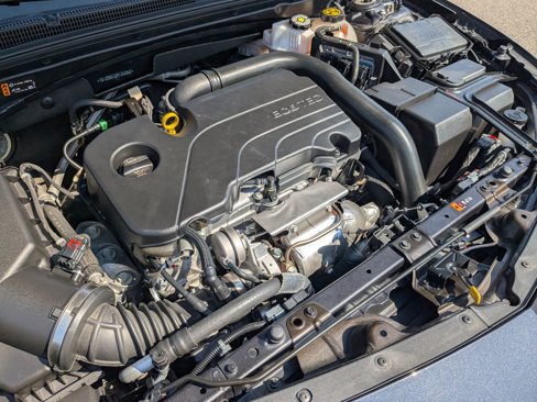 Used 2023 Chevrolet Malibu LT image 39