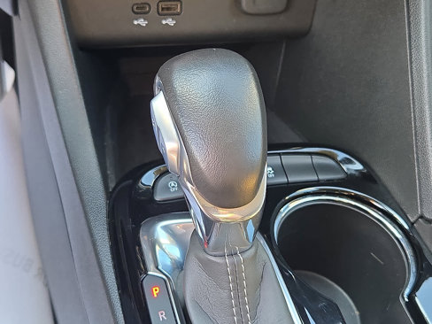 Used 2024 Buick Encore GX Sport Touring w/ Comfort Package image 17