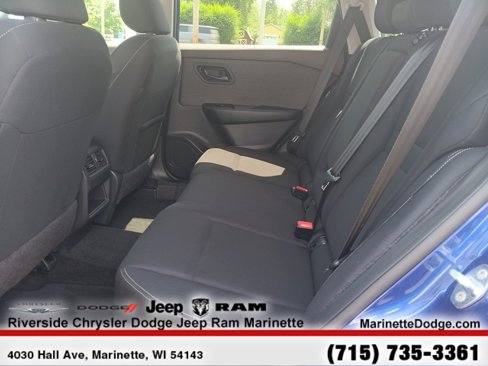 Used 2023 Nissan Rogue S image 24