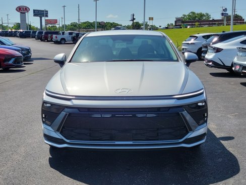 New 2025 Hyundai Sonata SE image 2