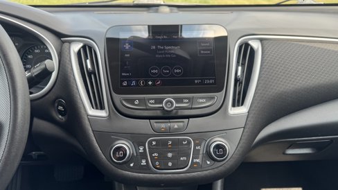 Used 2022 Chevrolet Malibu LT image 24