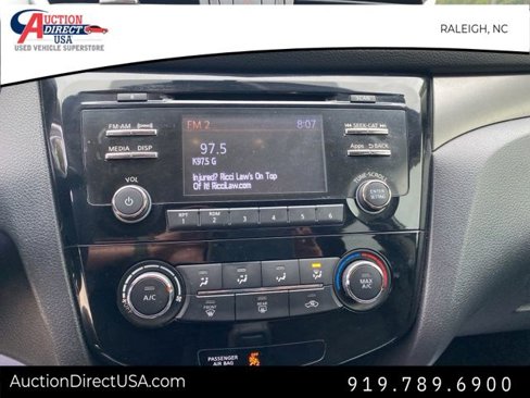 Used 2016 Nissan Rogue S image 30