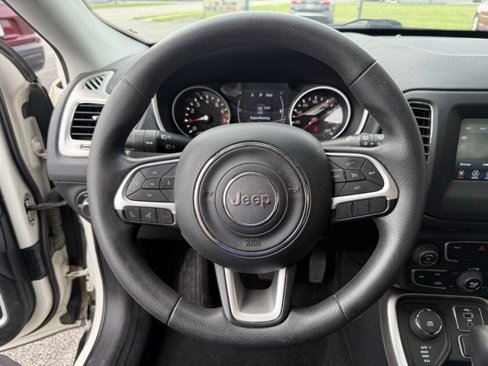 Used 2019 Jeep Compass Sport image 26