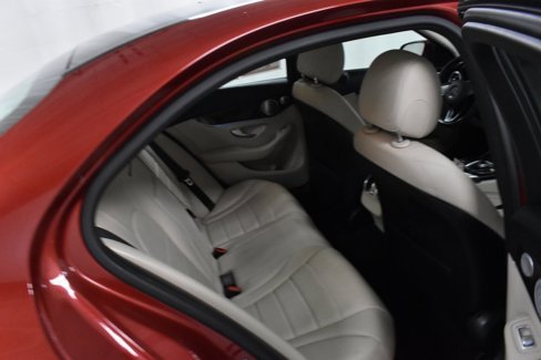 Used 2017 Mercedes-Benz C 300 4MATIC Sedan image 17
