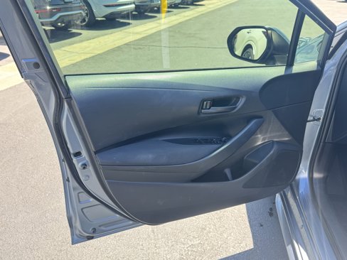 Used 2022 Toyota Corolla LE image 13