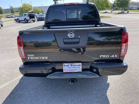 Used 2020 Nissan Frontier PRO-4X image 4
