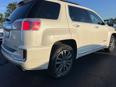 Used 2017 GMC Terrain Denali image 7