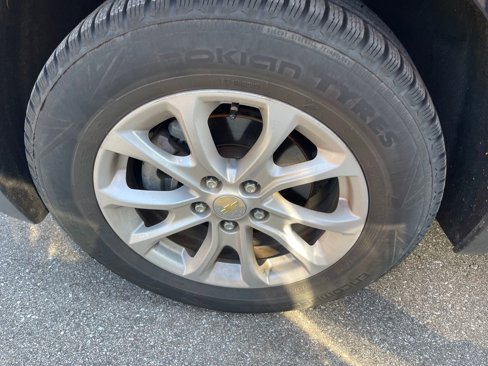 Used 2021 Chevrolet Equinox LS w/ LPO, Floor Liner Package image 10