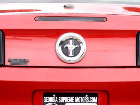 Used 2011 Ford Mustang Premium image 15
