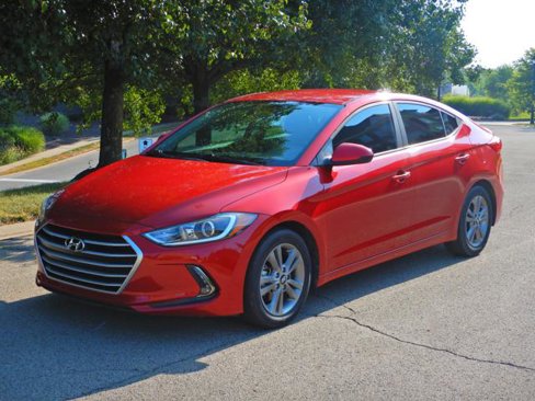 Used 2017 Hyundai Elantra SE w/ SE A/T Tech Package 03 image 1