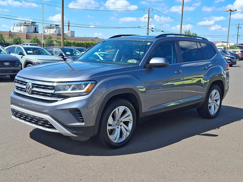 Used 2021 Volkswagen Atlas SE w/ Panoramic Sunroof Package image 3