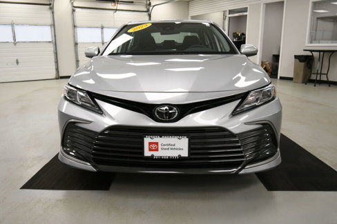 Used 2023 Toyota Camry LE image 2