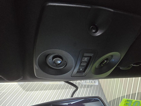 Used 2011 Chrysler 200 Touring image 24