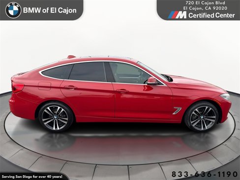 Used 2017 BMW 330i Gran Turismo xDrive image 4