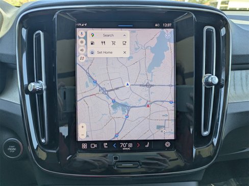 Certified 2023 Volvo XC40 B5 Plus image 22