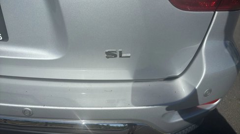 Used 2018 Nissan Pathfinder SL image 12