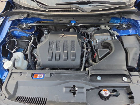 Used 2024 Mitsubishi Eclipse Cross AWD image 37