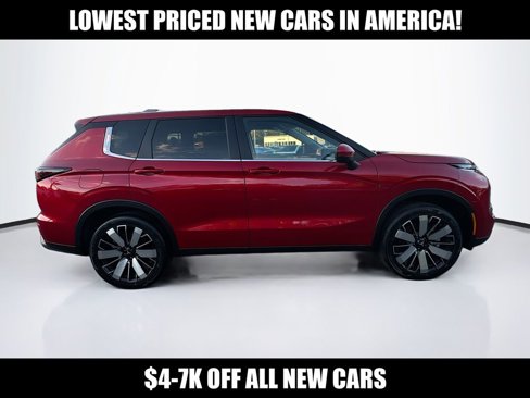 New 2025 Mitsubishi Outlander SE image 8