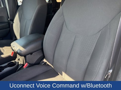 Used 2016 Jeep Wrangler Unlimited Sport image 13