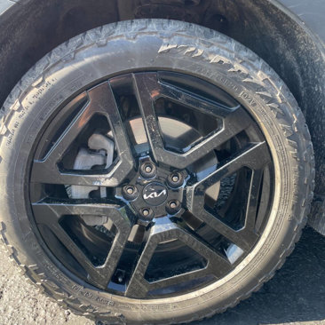 Used 2020 Kia Telluride EX w/ EX Premium Package image 9