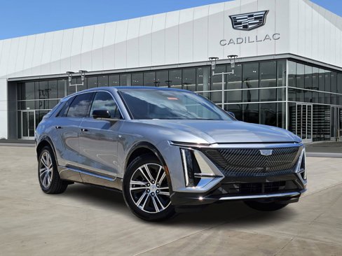 New 2025 Cadillac Lyriq Luxury image 1