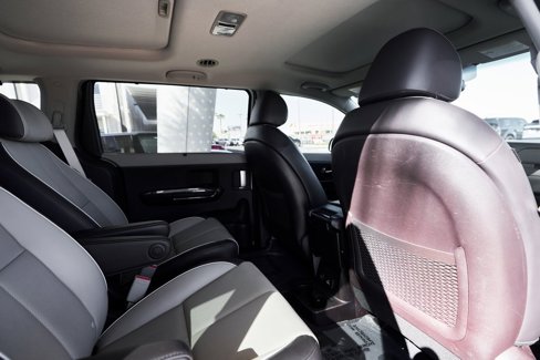Used 2016 Kia Sedona SX Limited image 20
