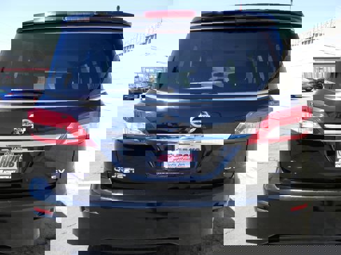 Used 2016 Nissan Quest SV image 11