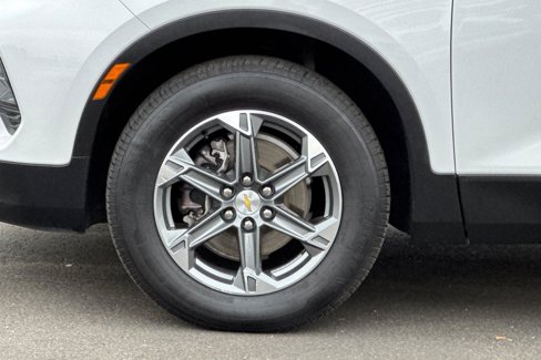 Used 2023 Chevrolet Blazer LT image 29