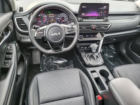 Used 2022 Kia Seltos SX w/ Sunroof Package image 13