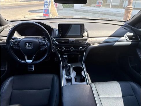 Used 2018 Honda Accord Sport image 10