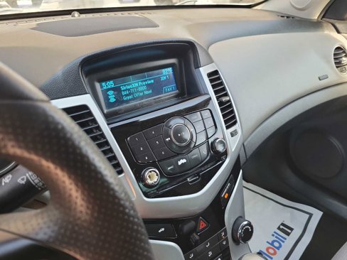 Used 2016 Chevrolet Cruze LS image 20