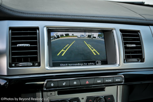 Used 2015 Jaguar XF Sport image 43