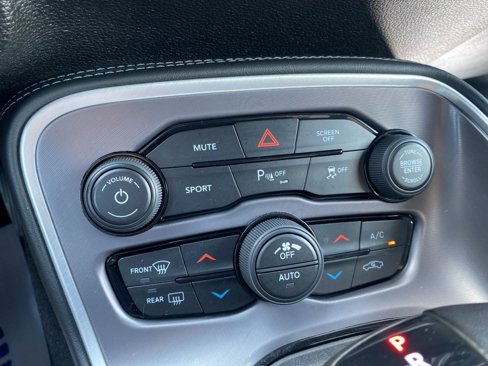 Certified 2022 Dodge Challenger GT image 22