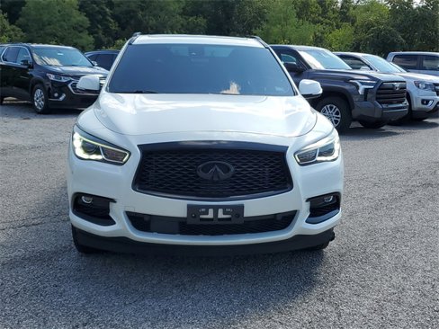 Used 2018 INFINITI QX60 FWD w/ Premium Plus Package image 2