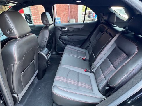 Used 2022 Chevrolet Equinox RS image 15